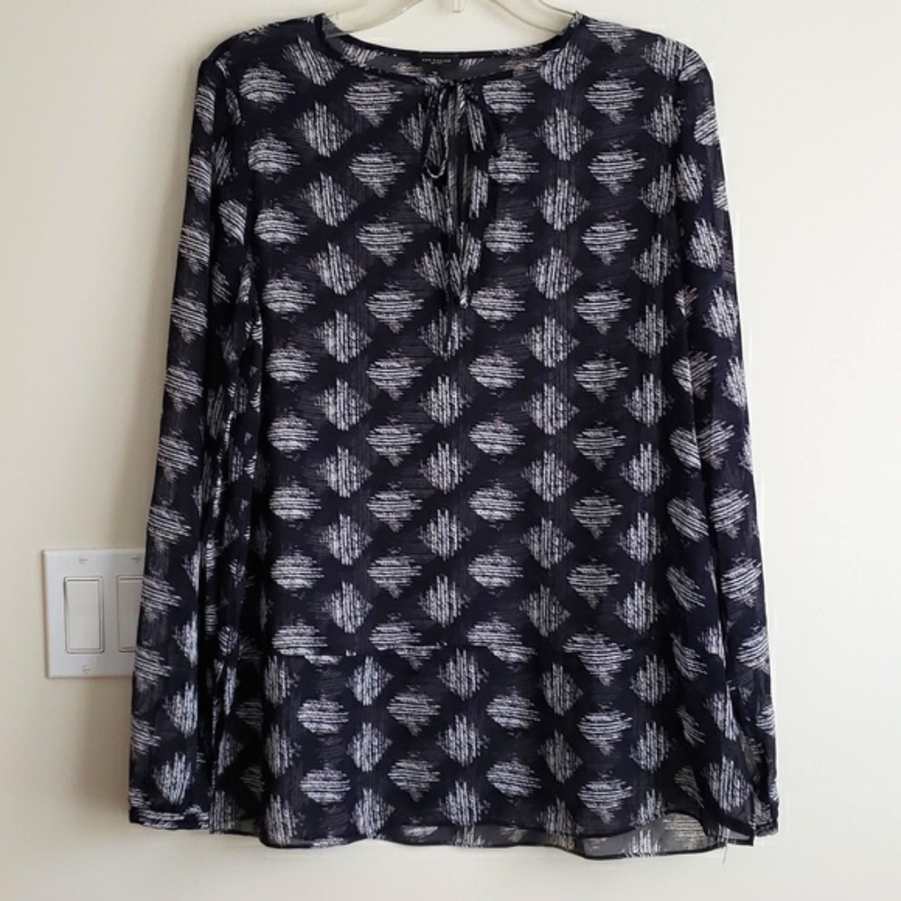 Ann Taylor Long Sleeve Top Size M